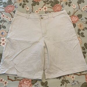 Izod Men's Light Tan Flat Front Shorts